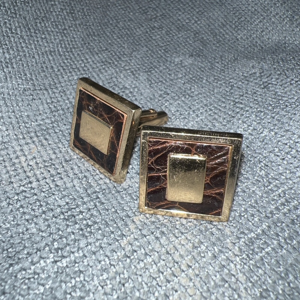 Vintage Cufflinks Jewelry Textured Leather Gold Tone Square